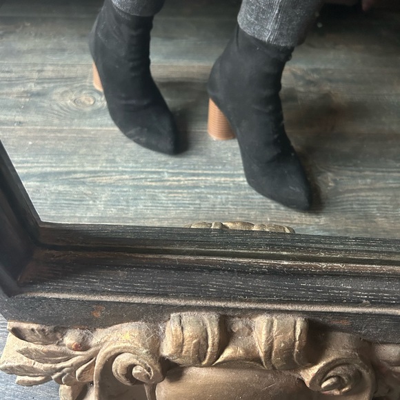 Sock booties - Picture 1 of 8